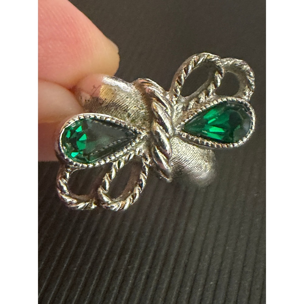 Vintage Sarah Coventry Ring Green Rhinestone Silver Tone